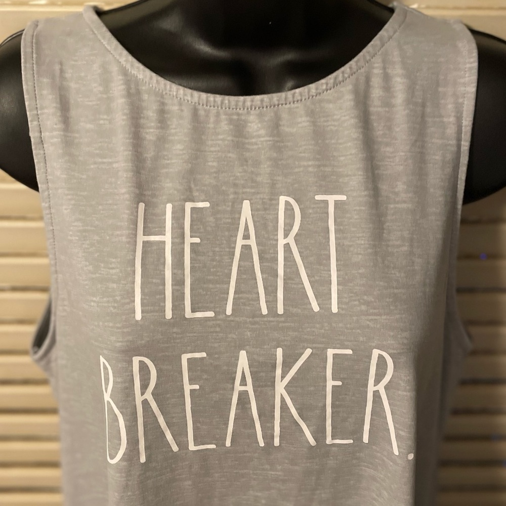 ⚡️5/$15⚡️ Rae Dunn | Heart Breaker Tank | M - Picture 4 of 8